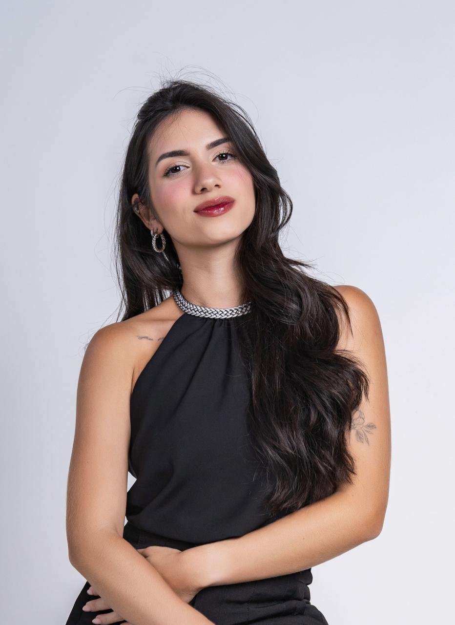 Dra. Alicia Arruda - Advogada Criminalista
